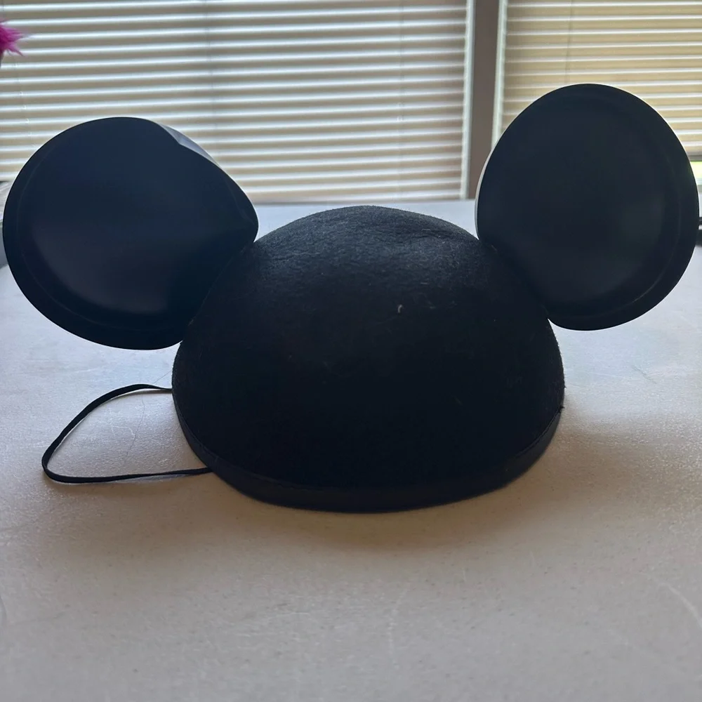 Vintage Walt Disney Mickey Mouse Ears, Adult Size, WDW‎